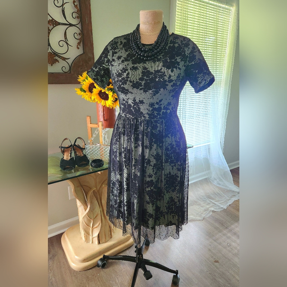 Joseph Walker Spring/Summer Retro Lightweight Lace Overlay Midi Party Dress